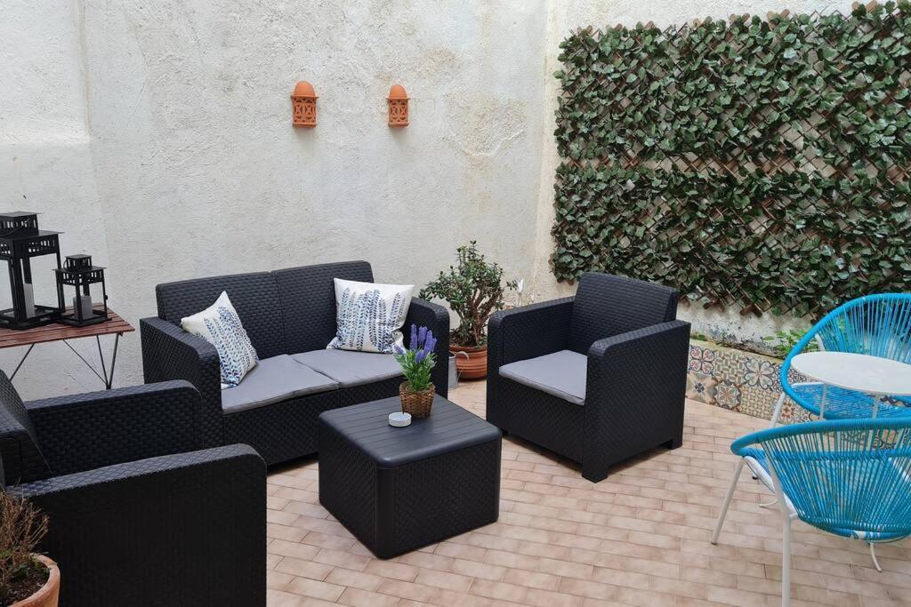 Alfama'S Hidden Terrace Gem Apartment Lisbon Luaran gambar